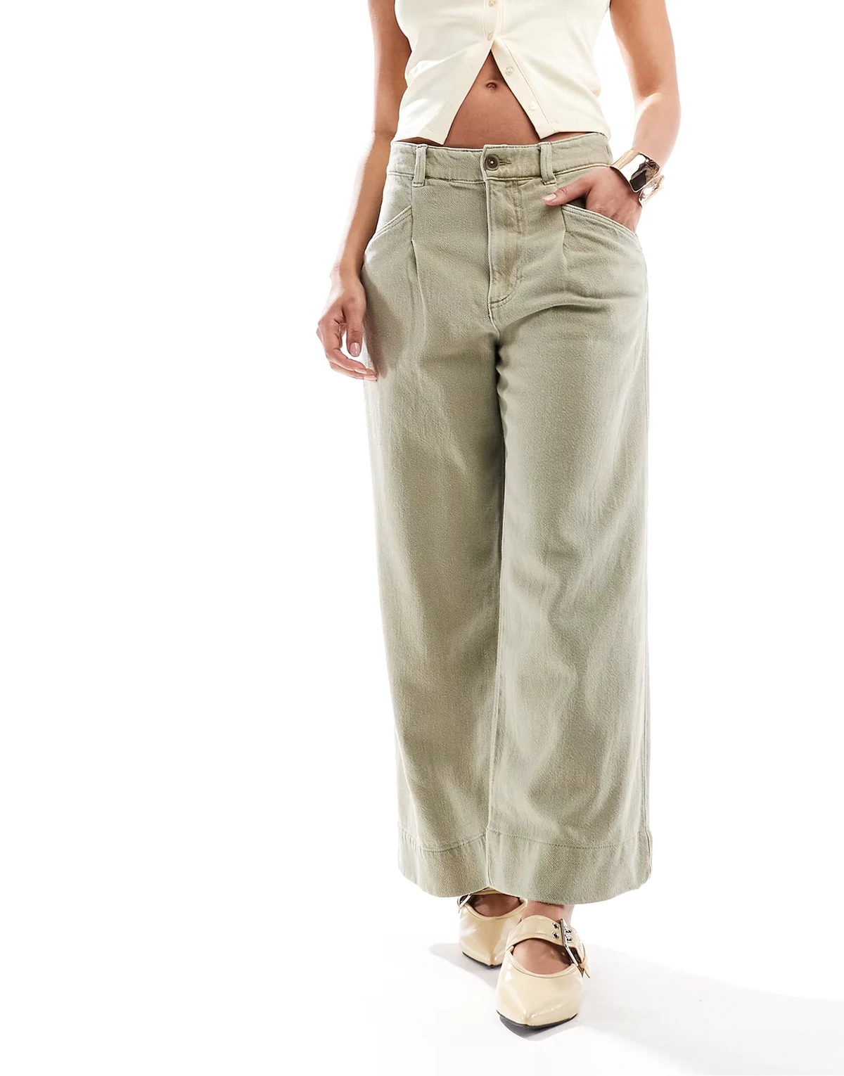 – Gewaschene Cropped-Hose in verwaschenem Khaki mit weitem Bein