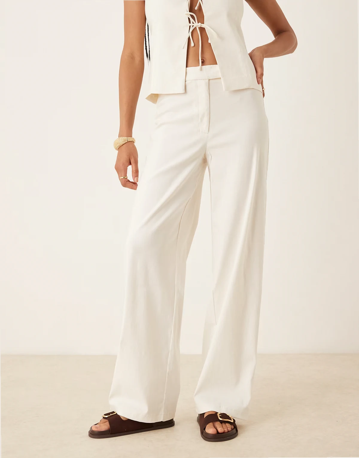 linen mix slim pants in white - part of a set
