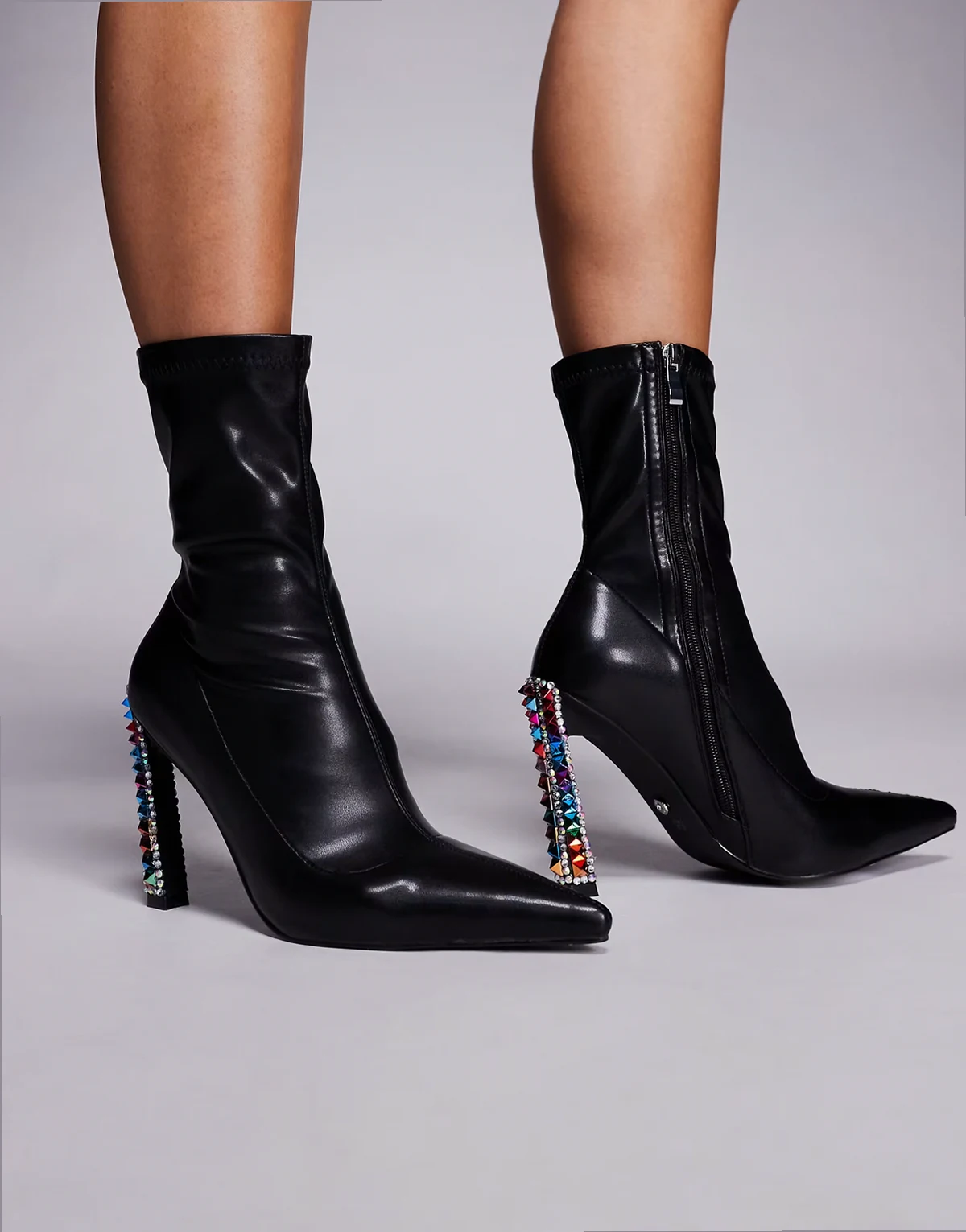 – Gryffon – Verzierte Ankle Boots in Schwarz mit hohem Absatz