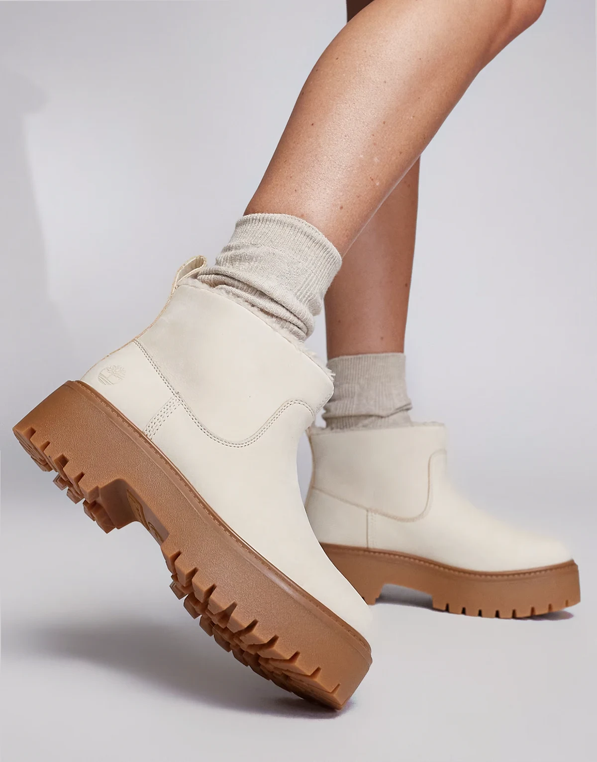 stone street mid warm lined boot in natural nubuck