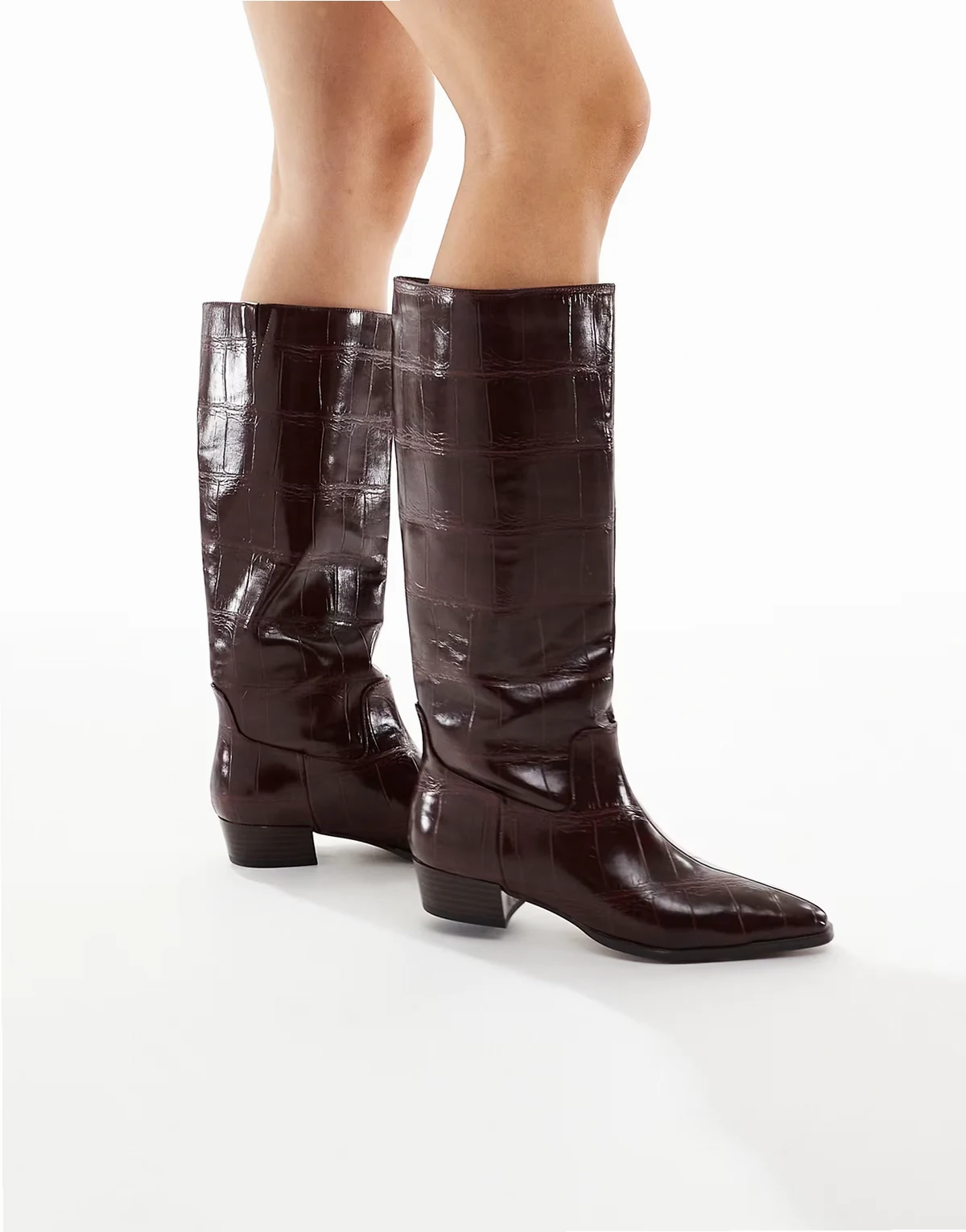 Danika knee boots in burgundy croc