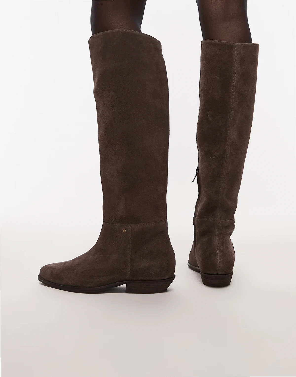 riding knee boots in suede coffee bean