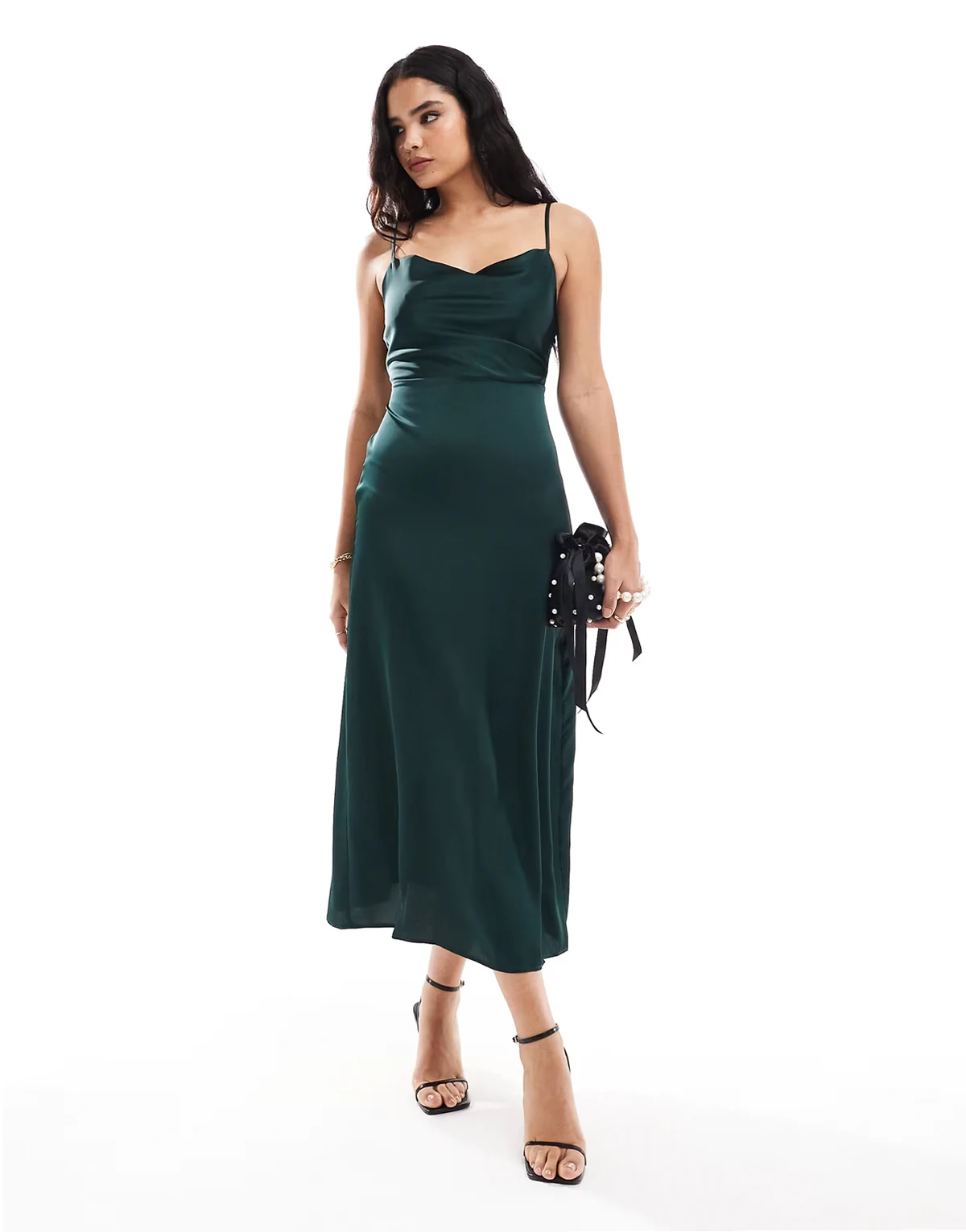 – Brautmode – Maxi-Trägerkleid aus dunkelgrünem Satin mit Wasserfallausschnitt