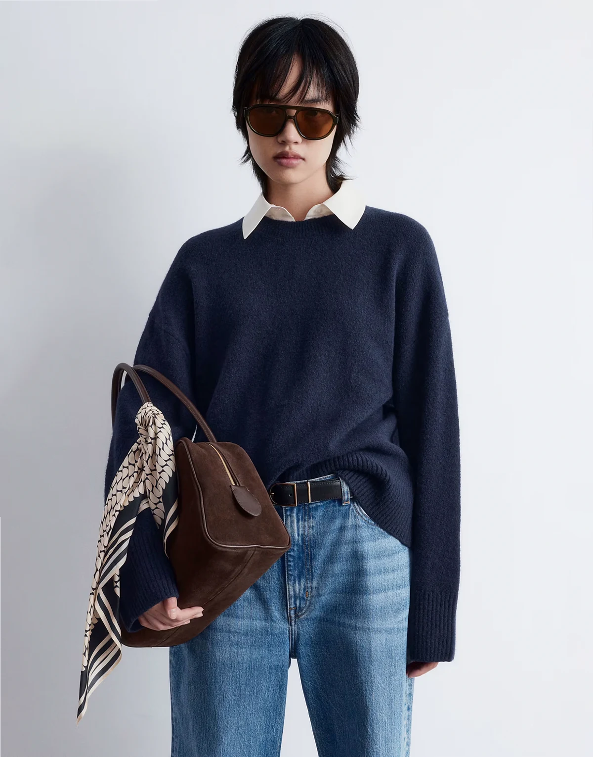 – Pullover in Marineblau mit Rundhalsausschnitt