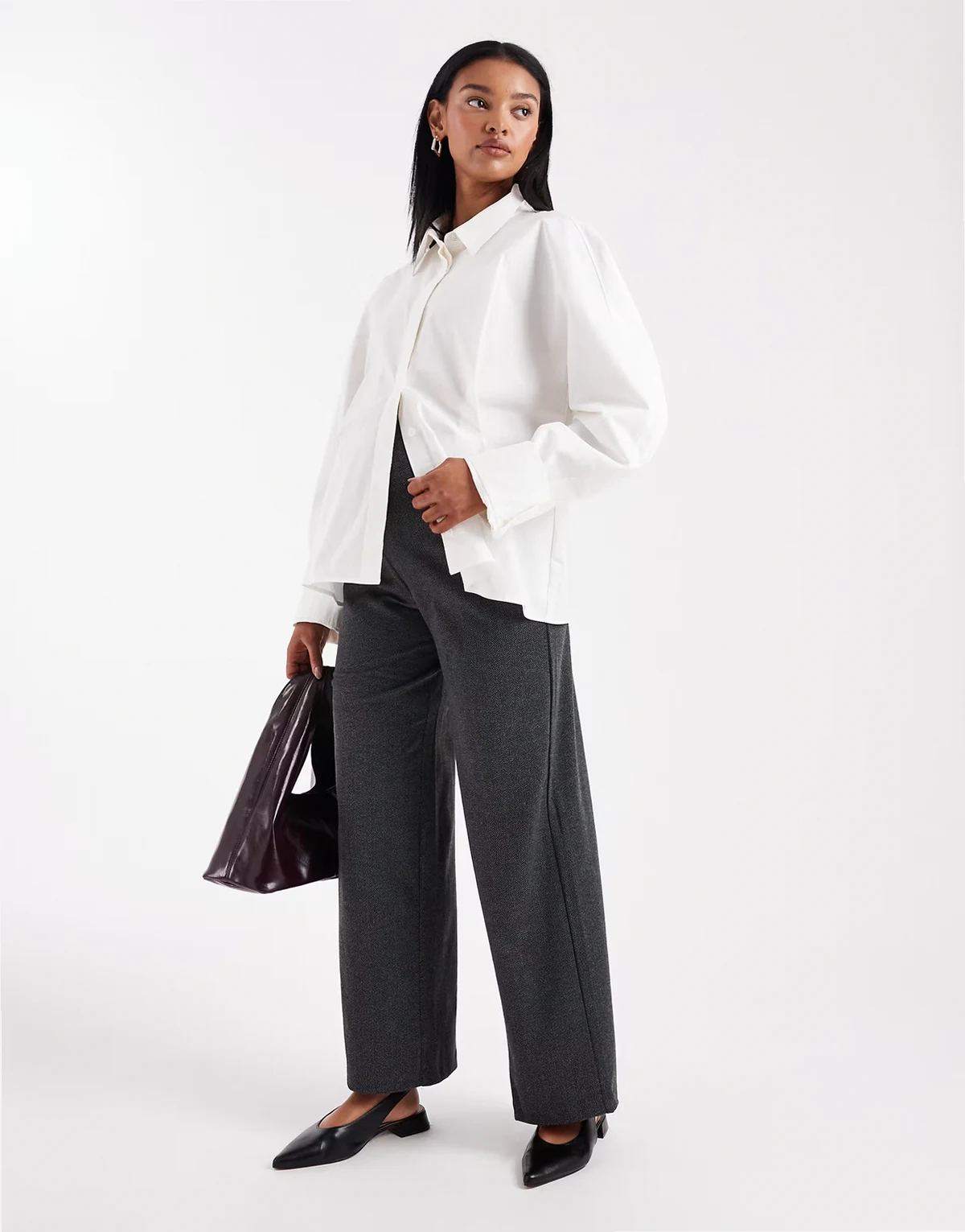 Vero Moda – Umstandshose aus Jersey mit schwarzem Fischgrätmuster und weitem Bein