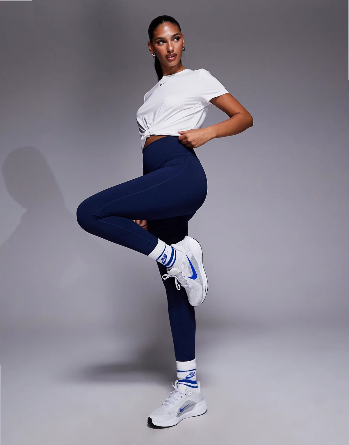 Nike One Dri-FIT high rise leggings in navy