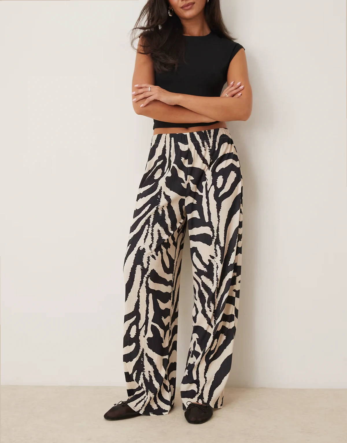– Plissierte Hose mit weitem Bein und Zebramuster