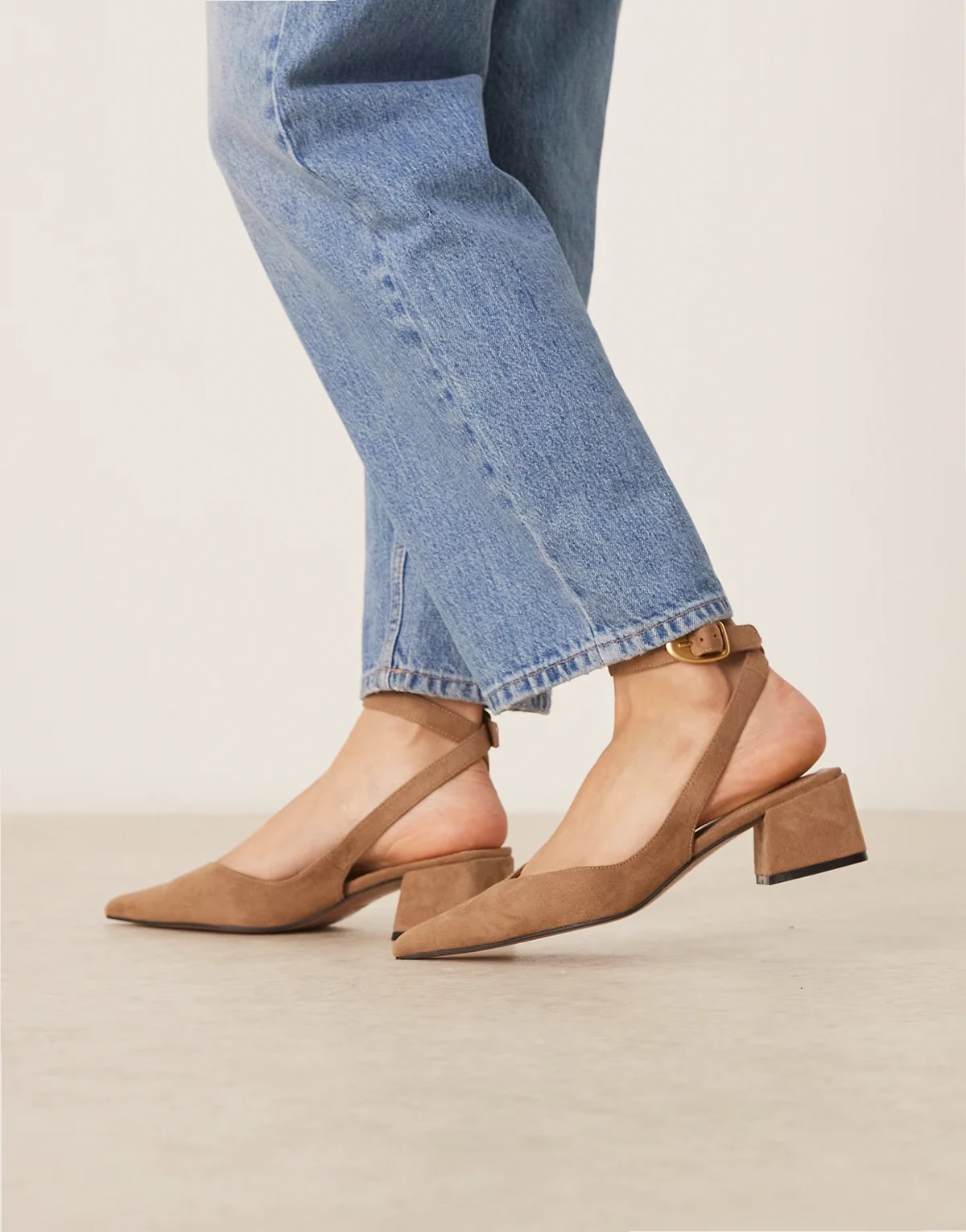 Wide Fit – Sienna – Szarobrązowe buty na średnim obcasie klockowym z imitacji zamszu