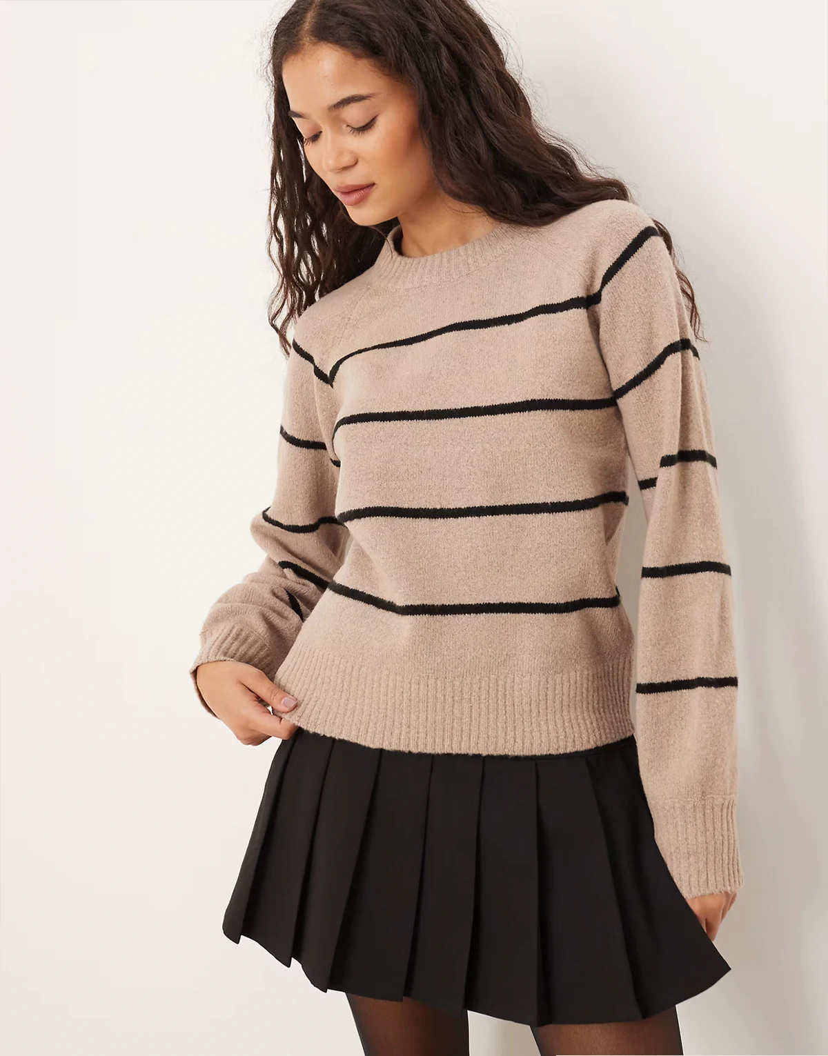 knit crew neck sweater in mink with black stripe