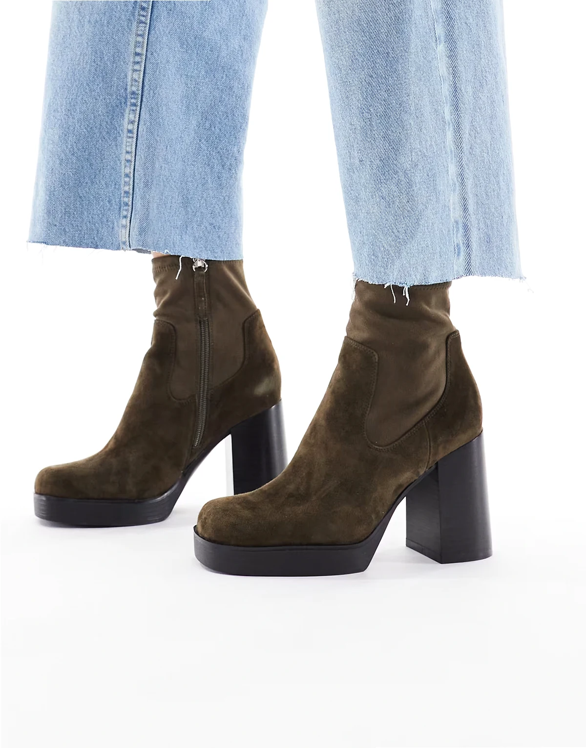 – Seraphica – Brązowe botki z elastyczną cholewką za kostkę na obcasie klockowym