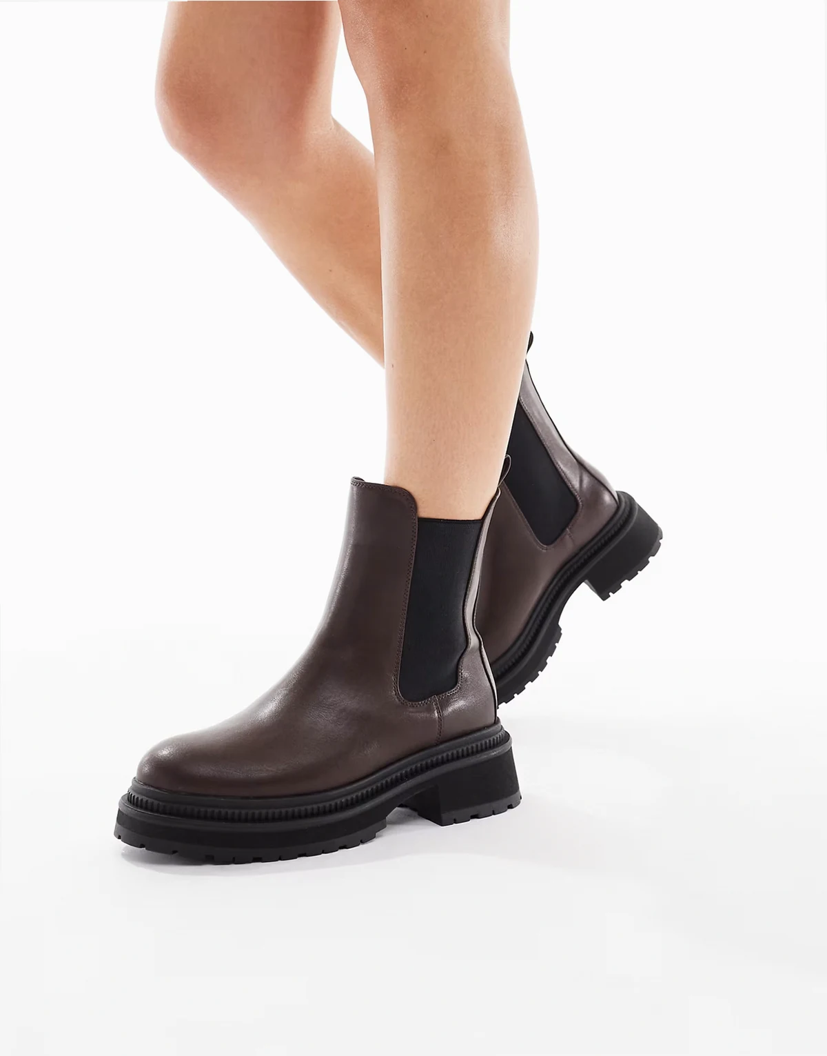 – Emma – Chelsea-Stiefel in Schokobraun mit dicker Sohle, weite Passform