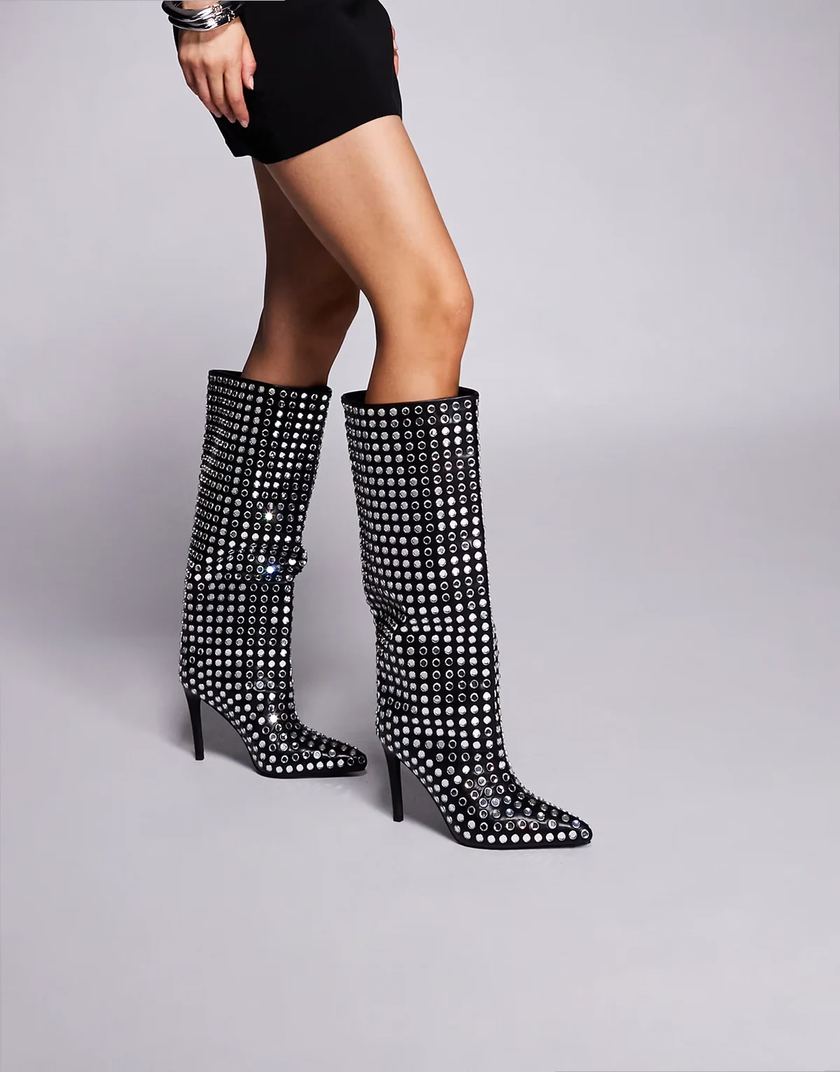 – Cutler – Kniehohe Stiefel in Schwarz mit Stilettoabsatz