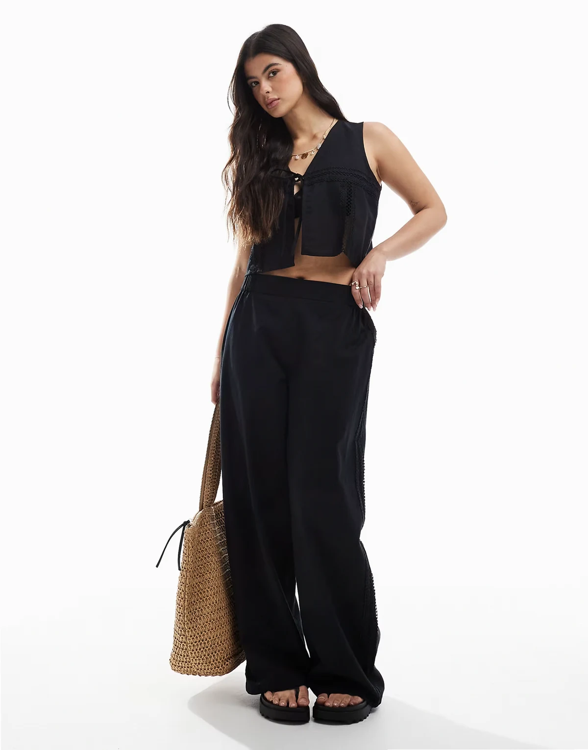 Esmee Exclusive beach pants set in black