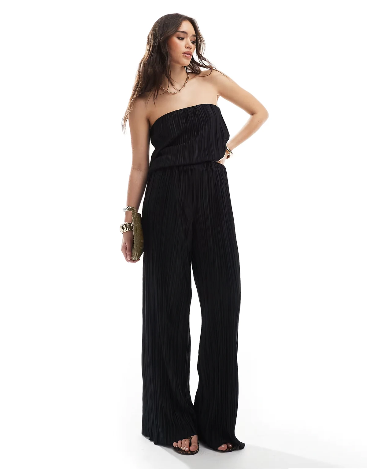 plisse wide leg pants in black - part of a set