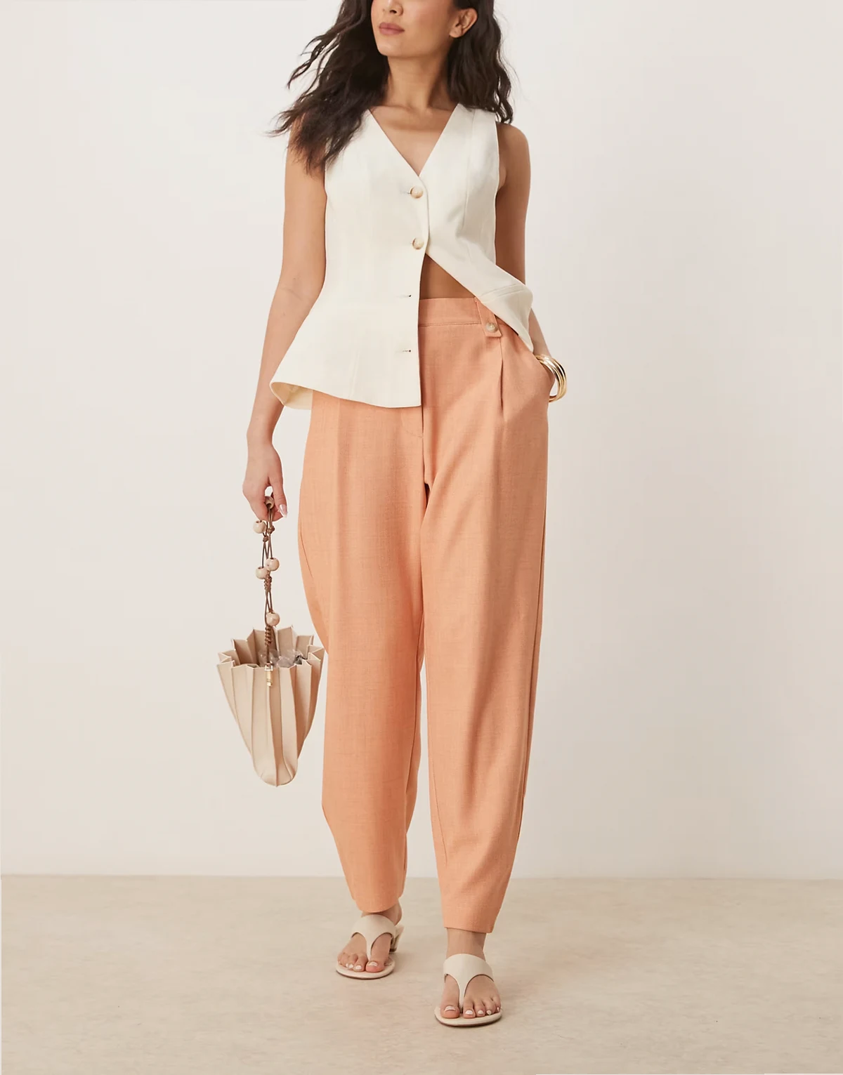 – Elegante Barrel-Leg-Hose in Apricot mit Laschendetail