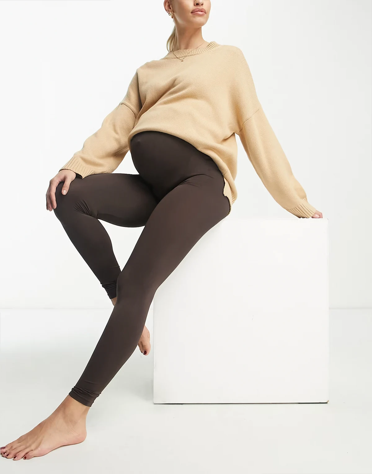 Mamalicious Maternity – Bezszwowe czekoladowobrązowe legginsy, część zestawu