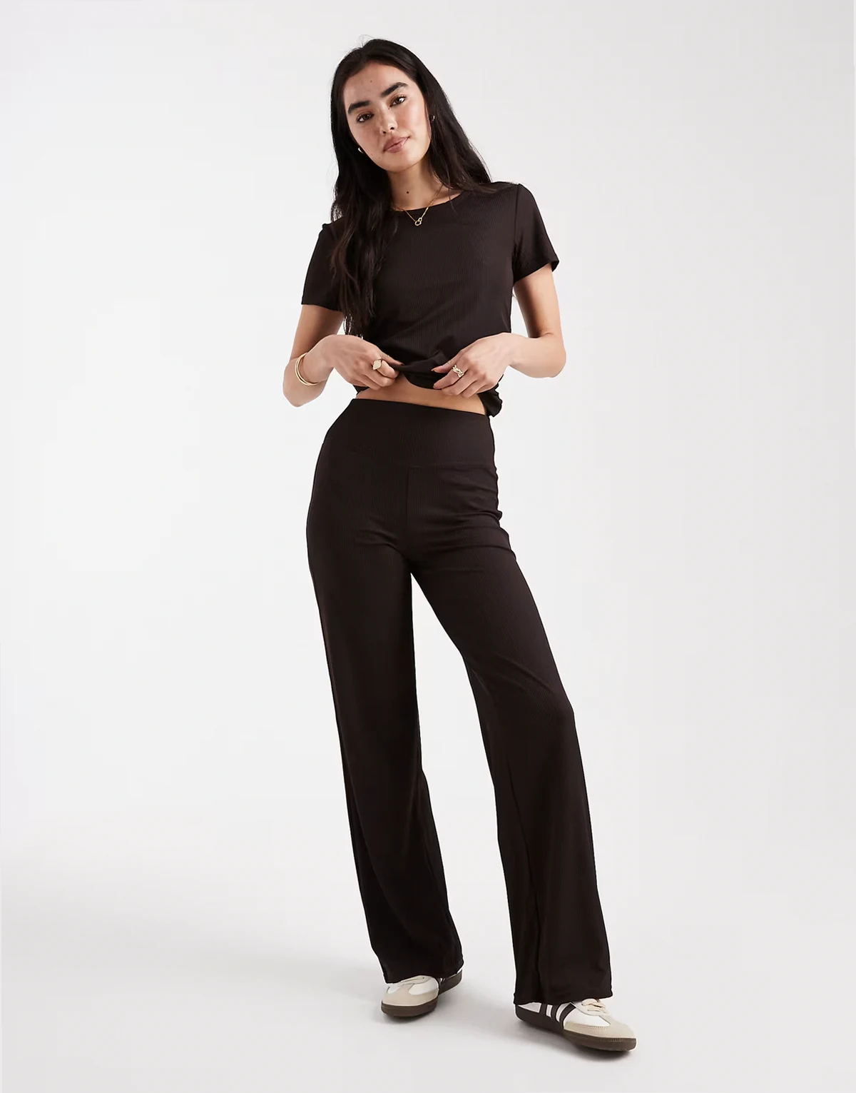 active wide leg ribbed pants in chocolate brown - part of a set