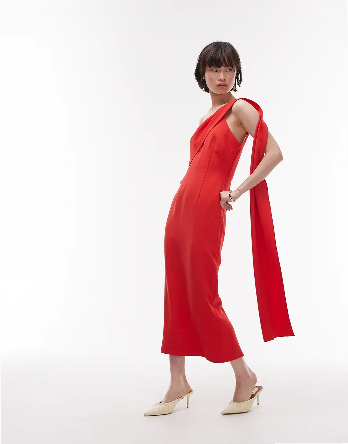 – Drapiertes Kleid in Rot mit One-Shoulder-Träger