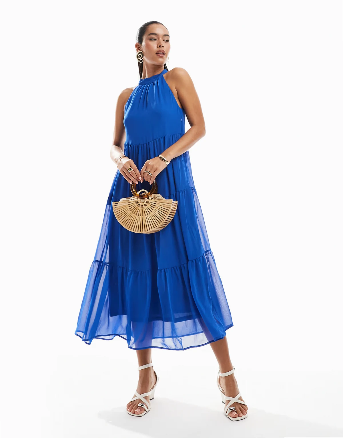– Gestuftes Maxikleid in leuchtendem Blau mit Neckholder