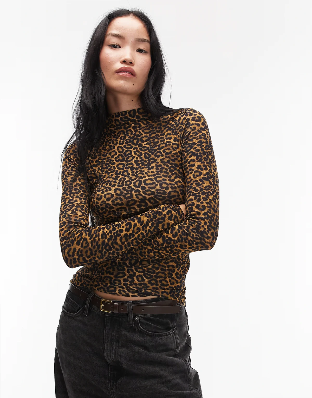 – Halbtransparentes Strickoberteil aus Merinowolle mit Leopardenprint, breitem Rippenmuster und Stehkragen