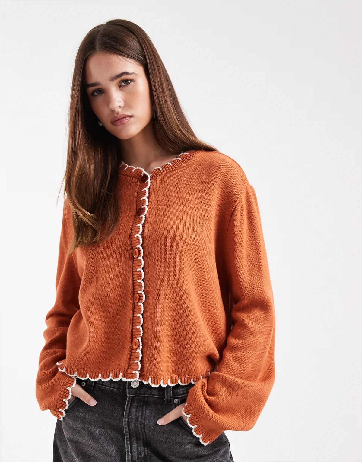 – Strickjacke in Zimtbraun mit Languettenstich