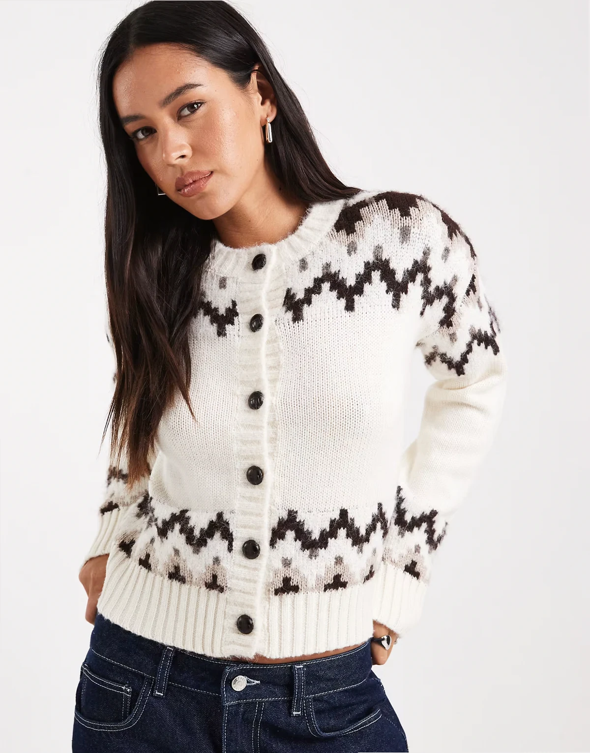 – Strickjacke in Cremeweiß mit Knopfleiste, Norwegermuster und Wollanteil