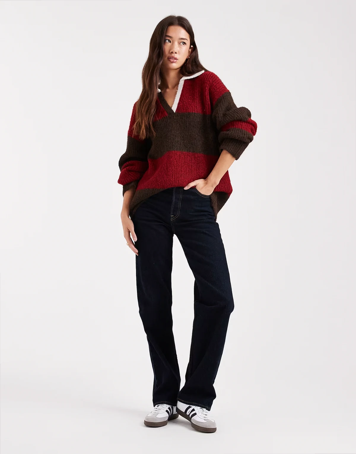 – Oversize-Rugby-Strickpullover aus Wollmix in Kirschrot und Schokobraun gestreift