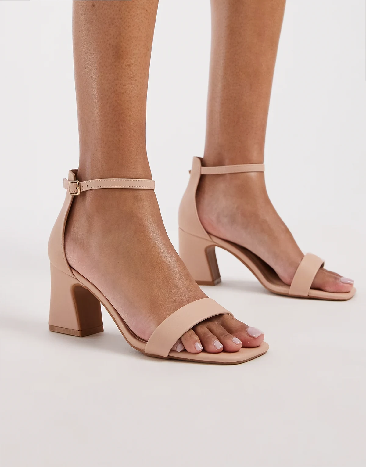Leal block heeled sandals in beige