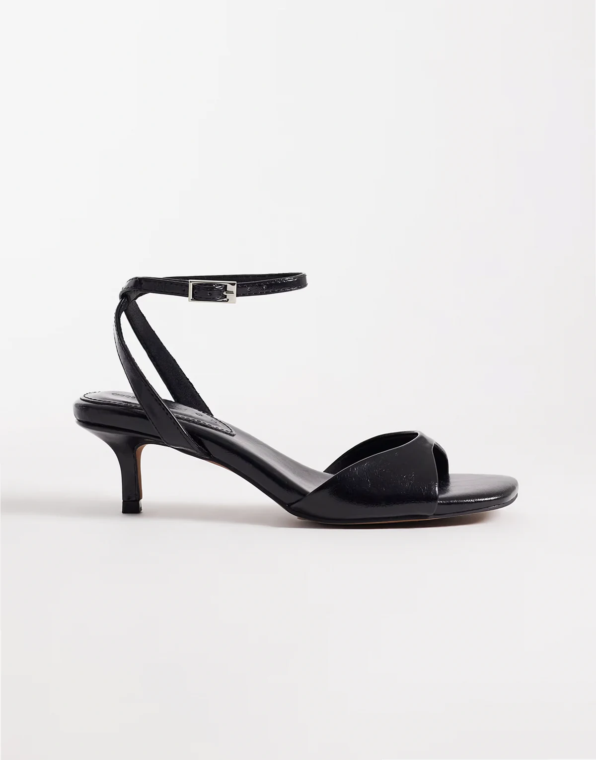 Wide Fit – Heartfelt – Filigrane Sandaletten in Schwarz mit Pfennigabsatz
