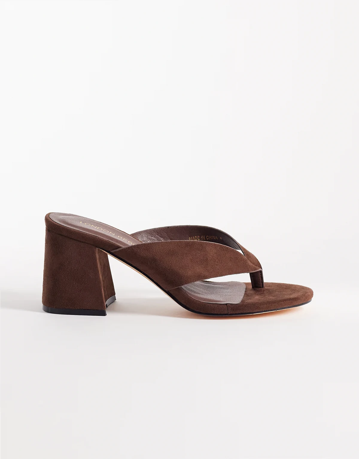 Elle heeled flip flop sandals in chocolate
