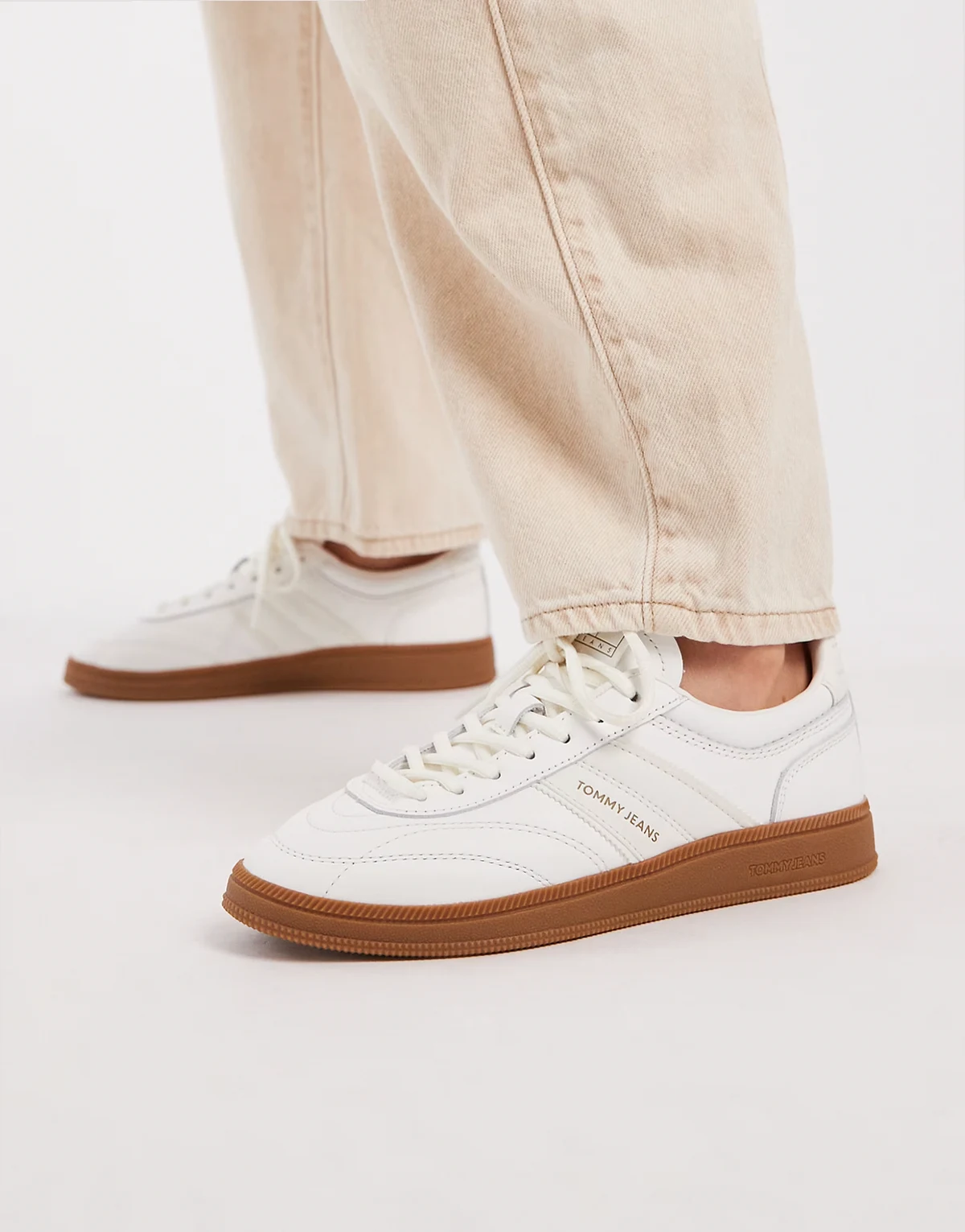 – Greenwich – Sneaker in Ecru