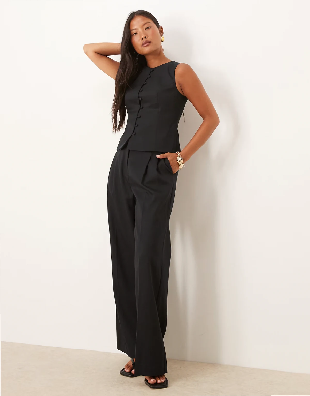 Nobody's Child Petite – Jax – Czarne spodnie z szerokimi nogawkami, część zestawu