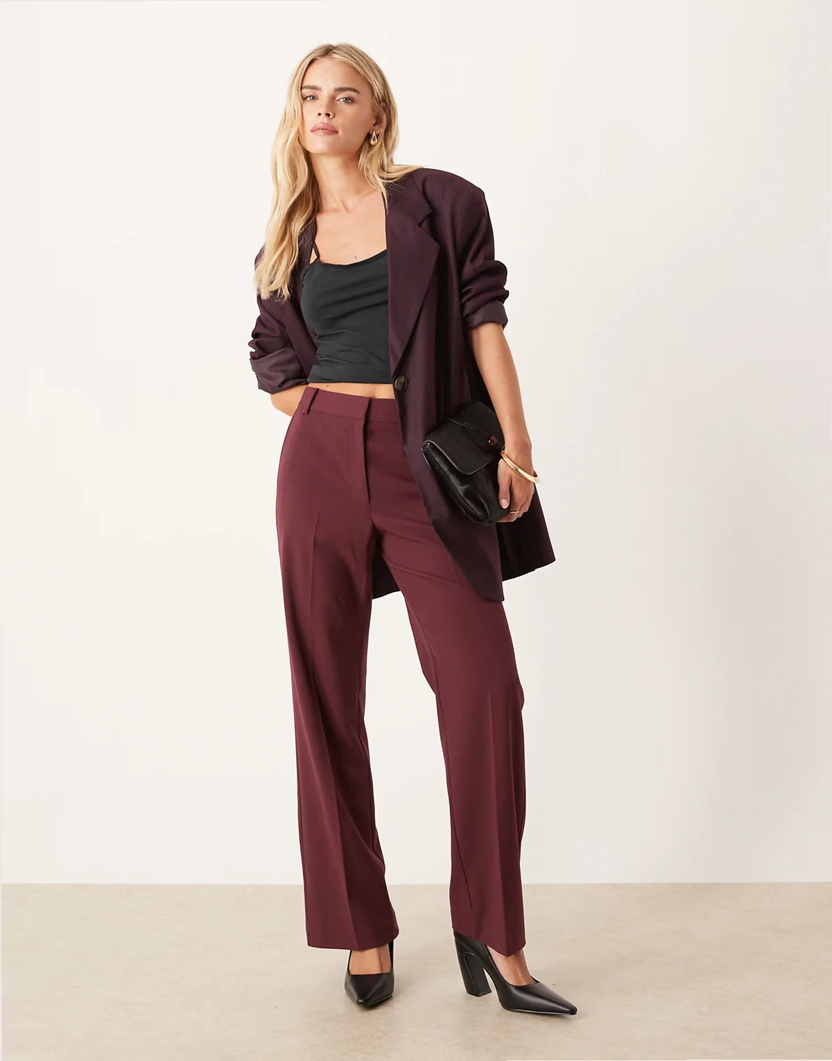 Petite – Elegante, schmal geschnittene Hose in Maulbeerrot mit geradem Schnitt