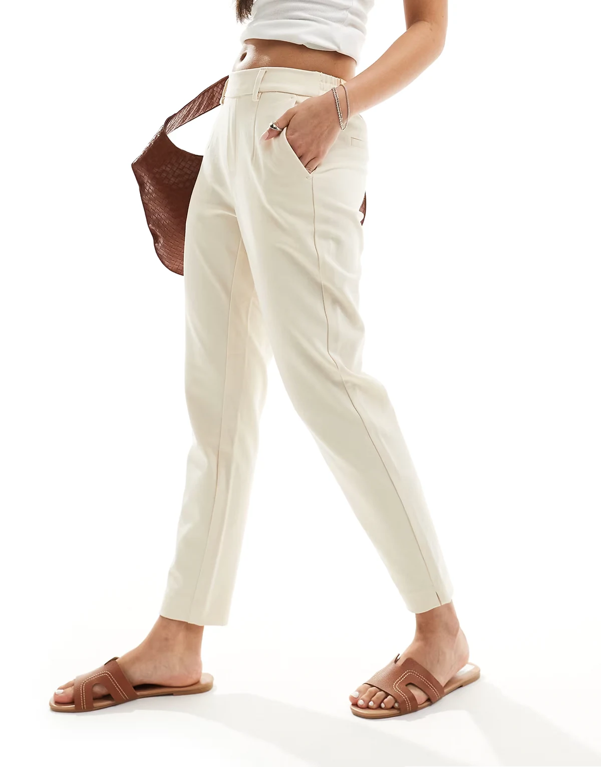 cropped tailored slim pants in cream