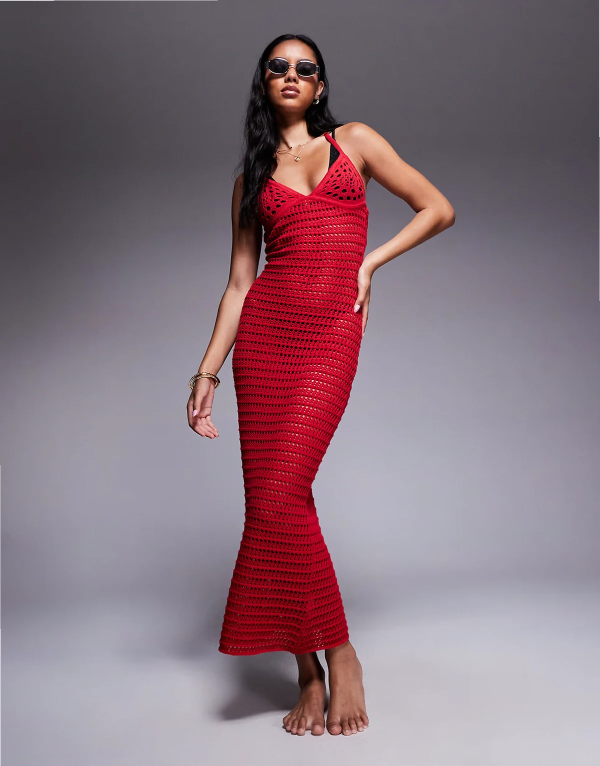 Exclusive – Czerwona szydełkowa sukienka maxi z dekoltem typu halter