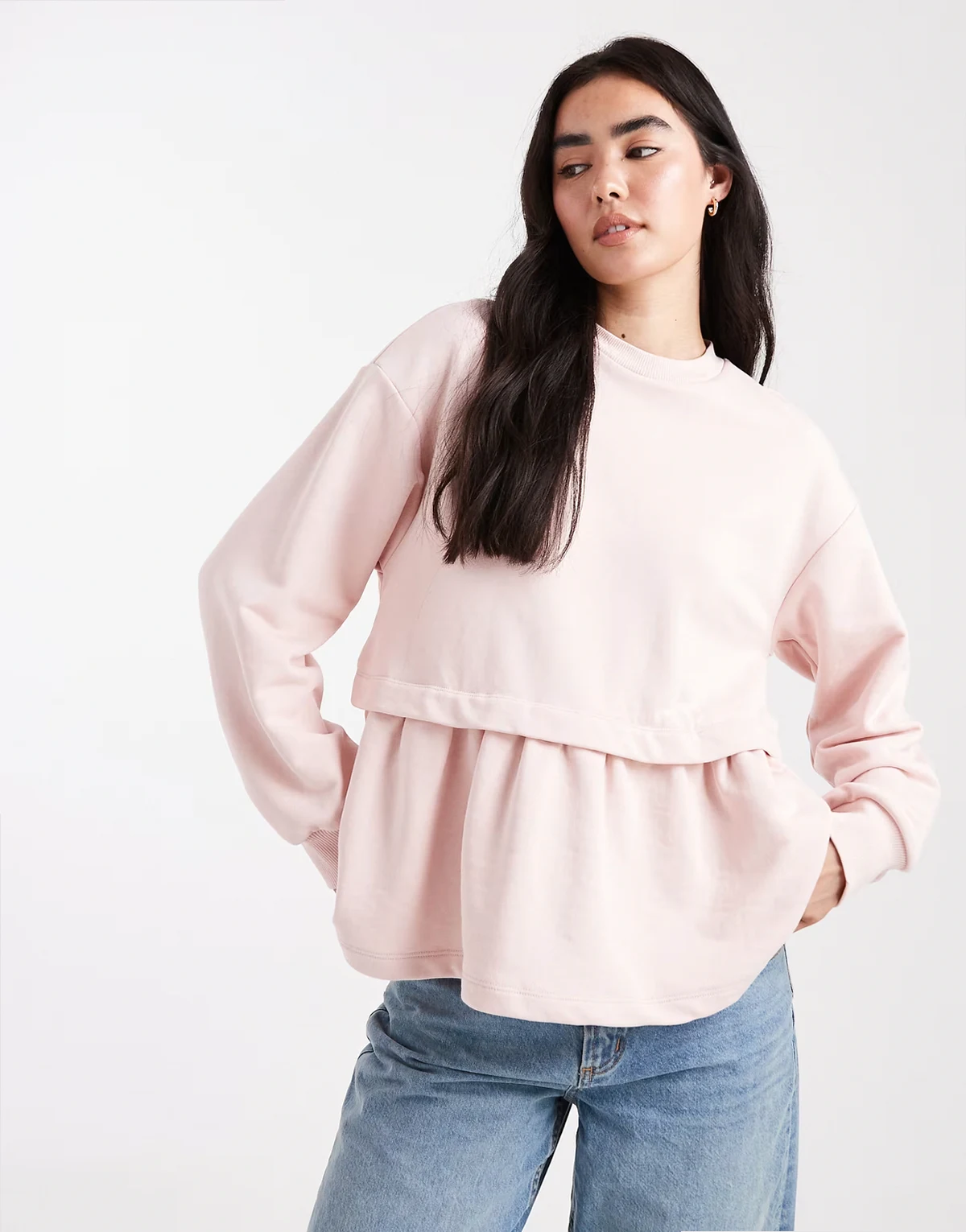 – Sweatshirt in Rosa mit Schößchensaum