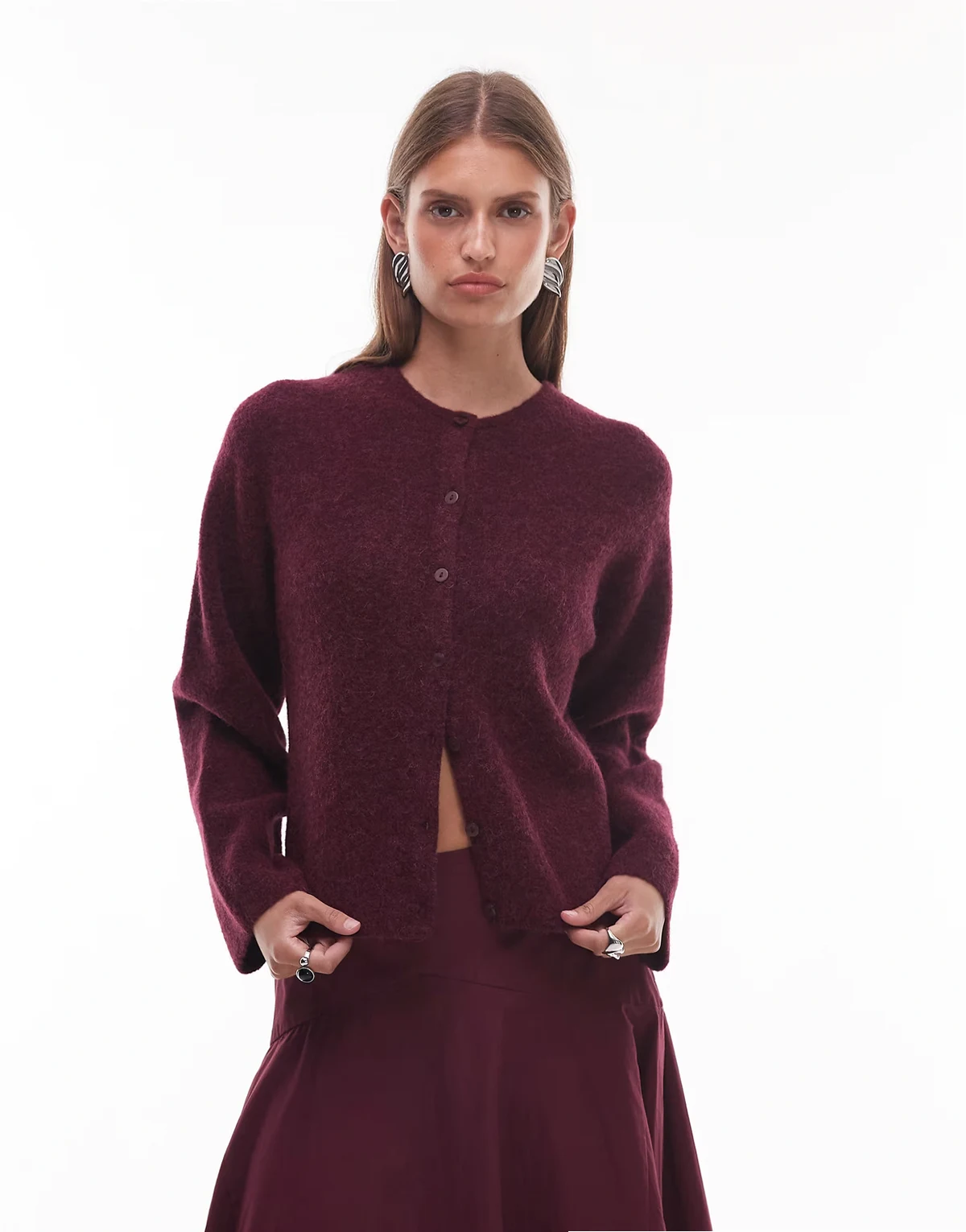 – Flauschige Strickjacke aus Mohair- und Wollmischung in Burgunderrot