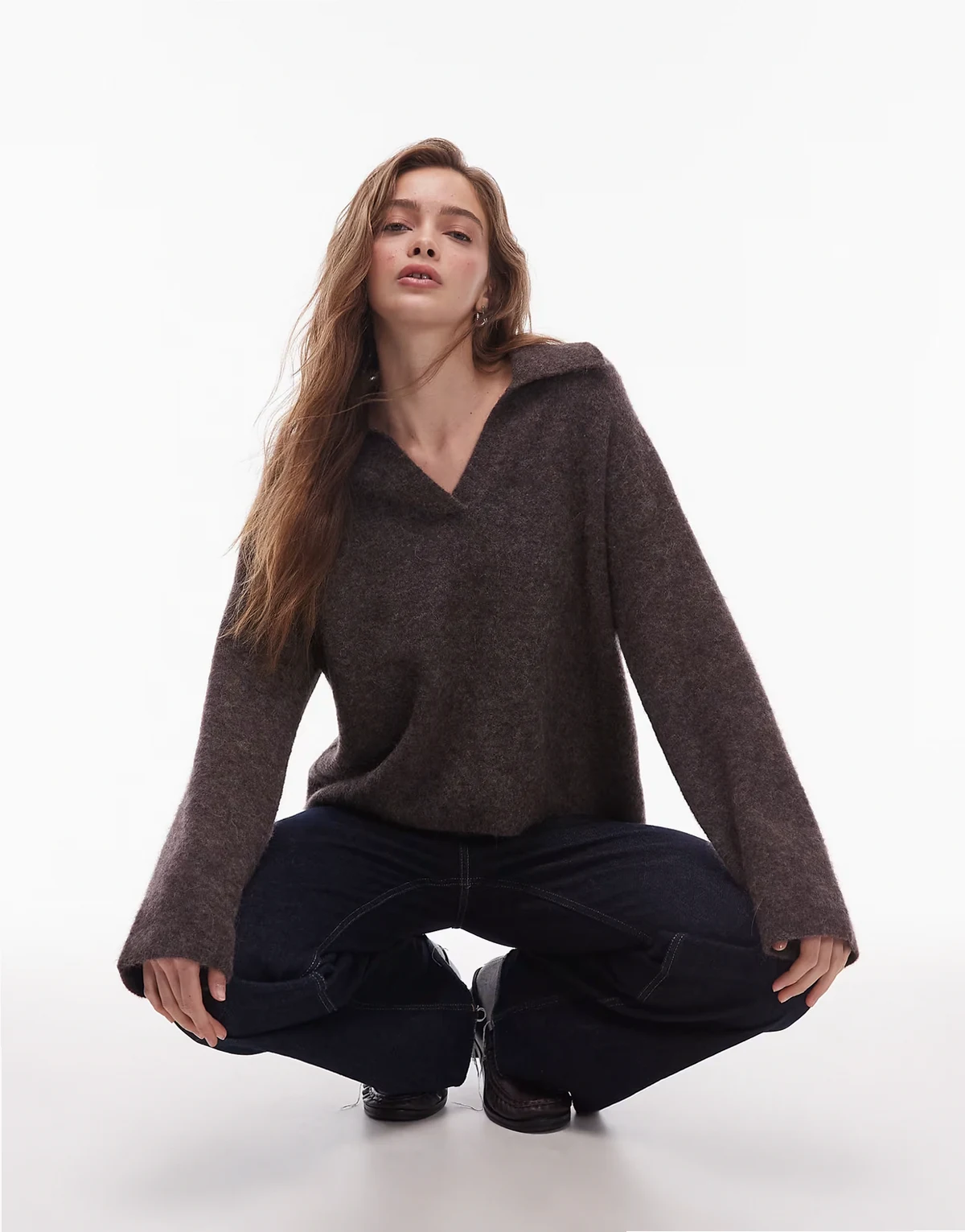 – Strickpullover aus Alpaka-Woll-Mix in meliertem Braun mit Polokragen
