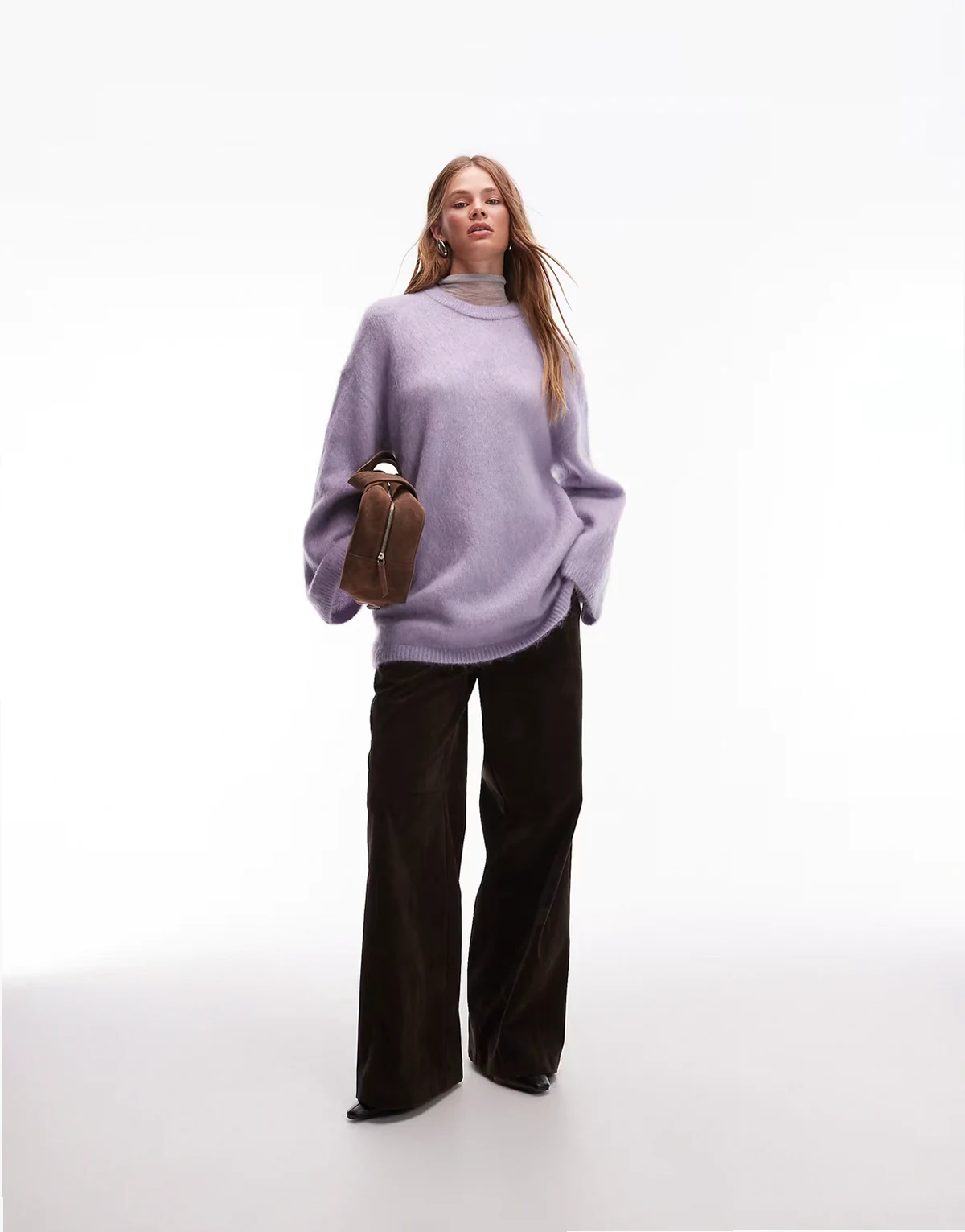 – Oversize-Pullover in dunklem Flieder aus Mohair und Wolle