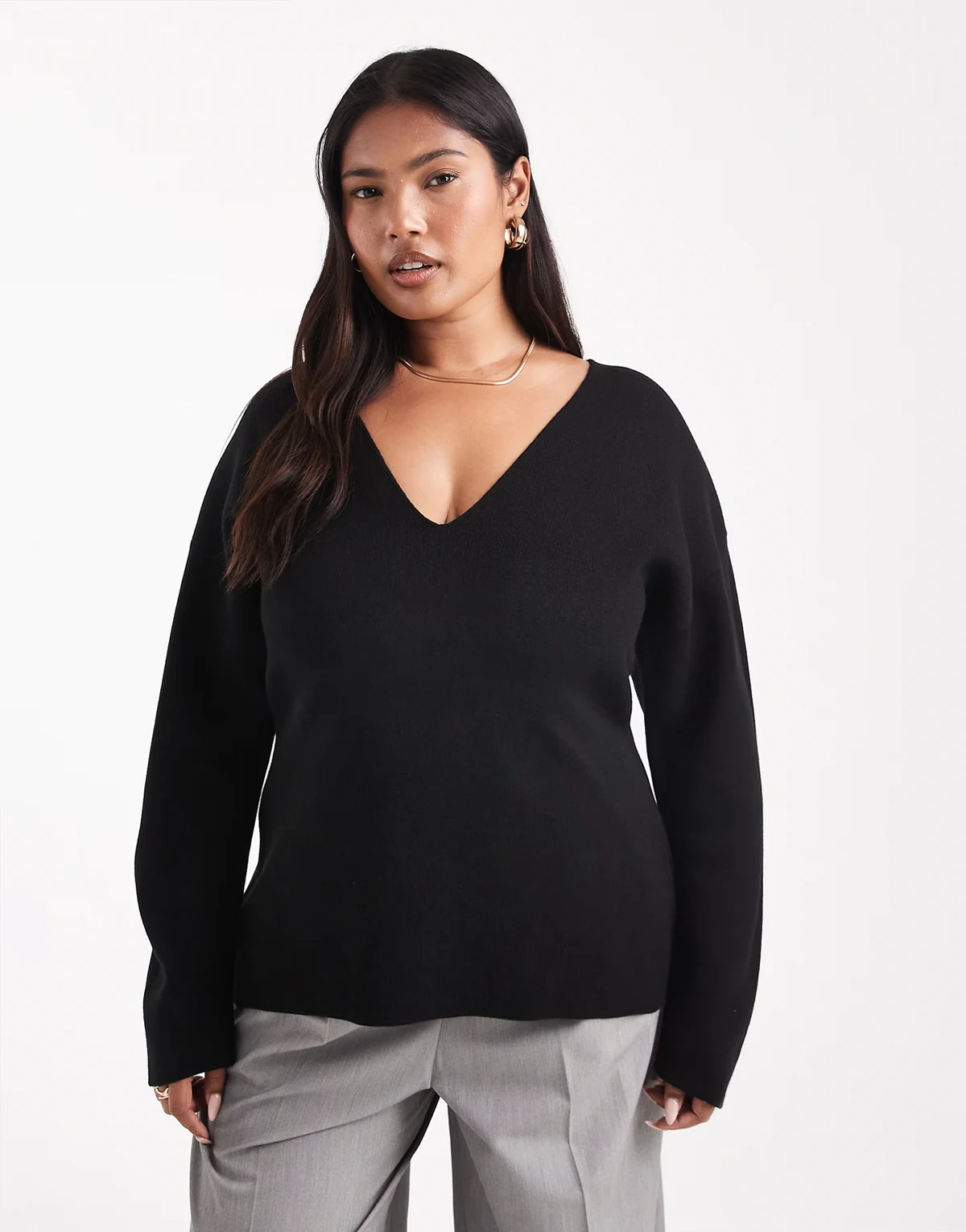 ASOS DESIGN Curve – Czarny taliowany top z głębokim dekoltem w szpic