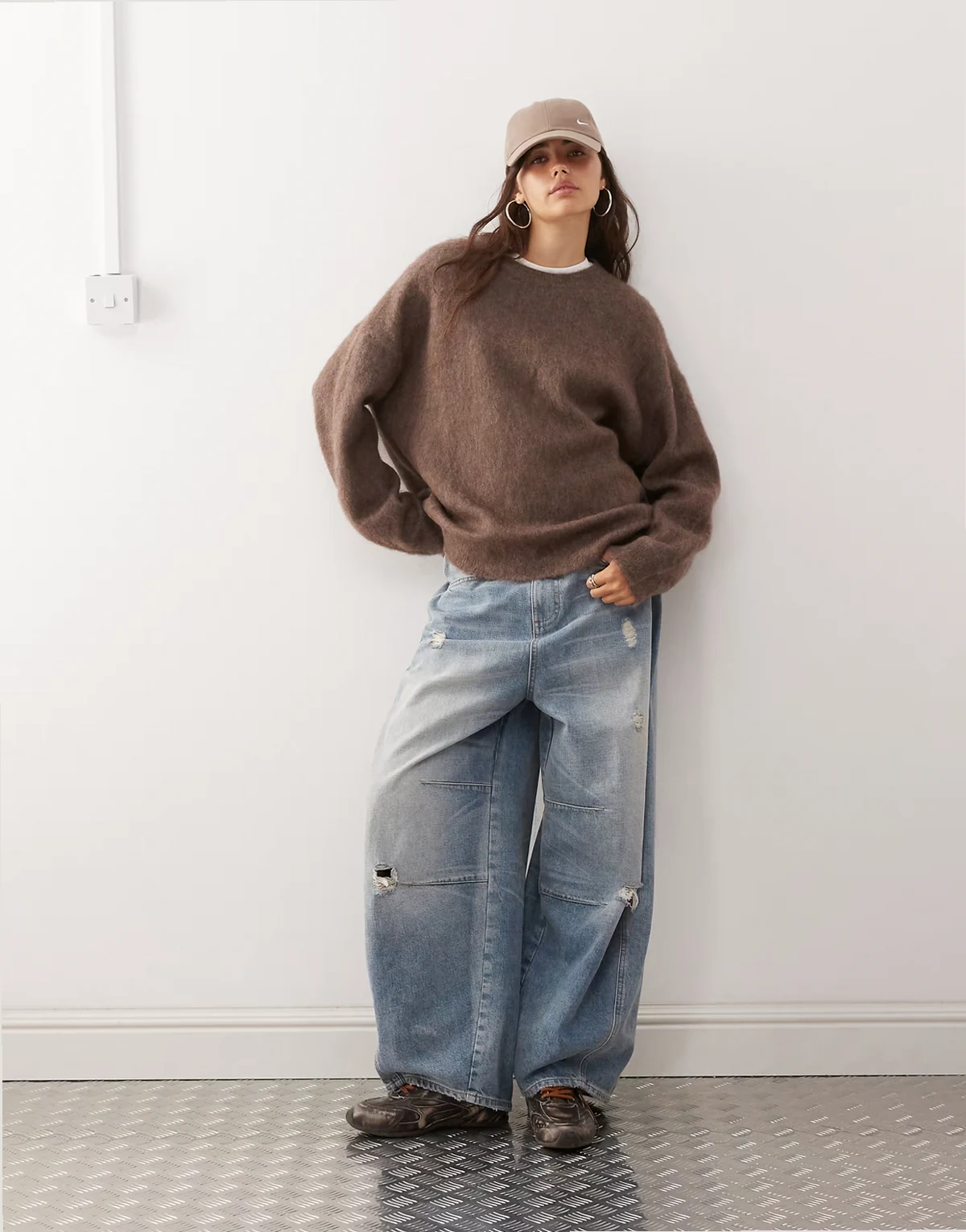 – Hochwertiger Pullover aus Woll-Mohair-Mix in meliertem, dunklem Maulwurfbraun
