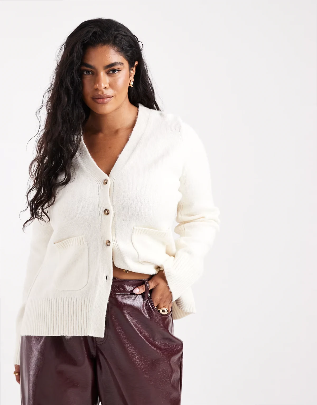 ASOS DESIGN Curve – Kremowy trapezowy kardigan o kroju boyfriend z kieszeniami