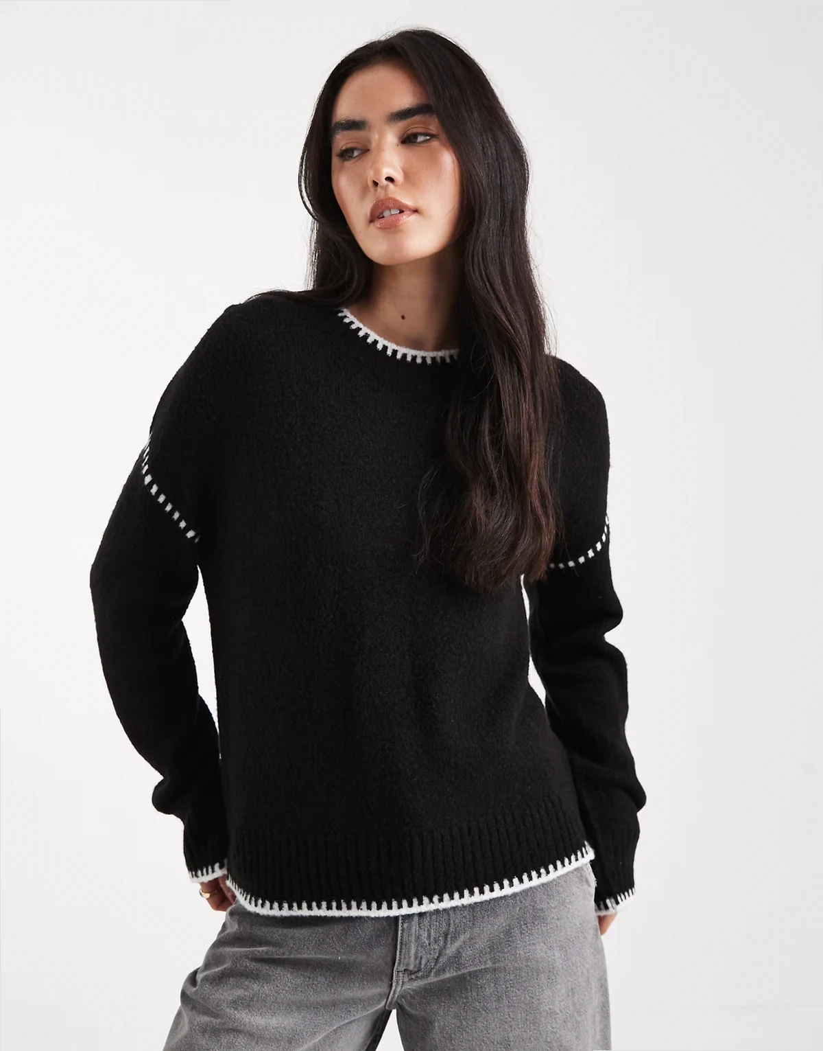 crew neck sweater with contrast stitching in black