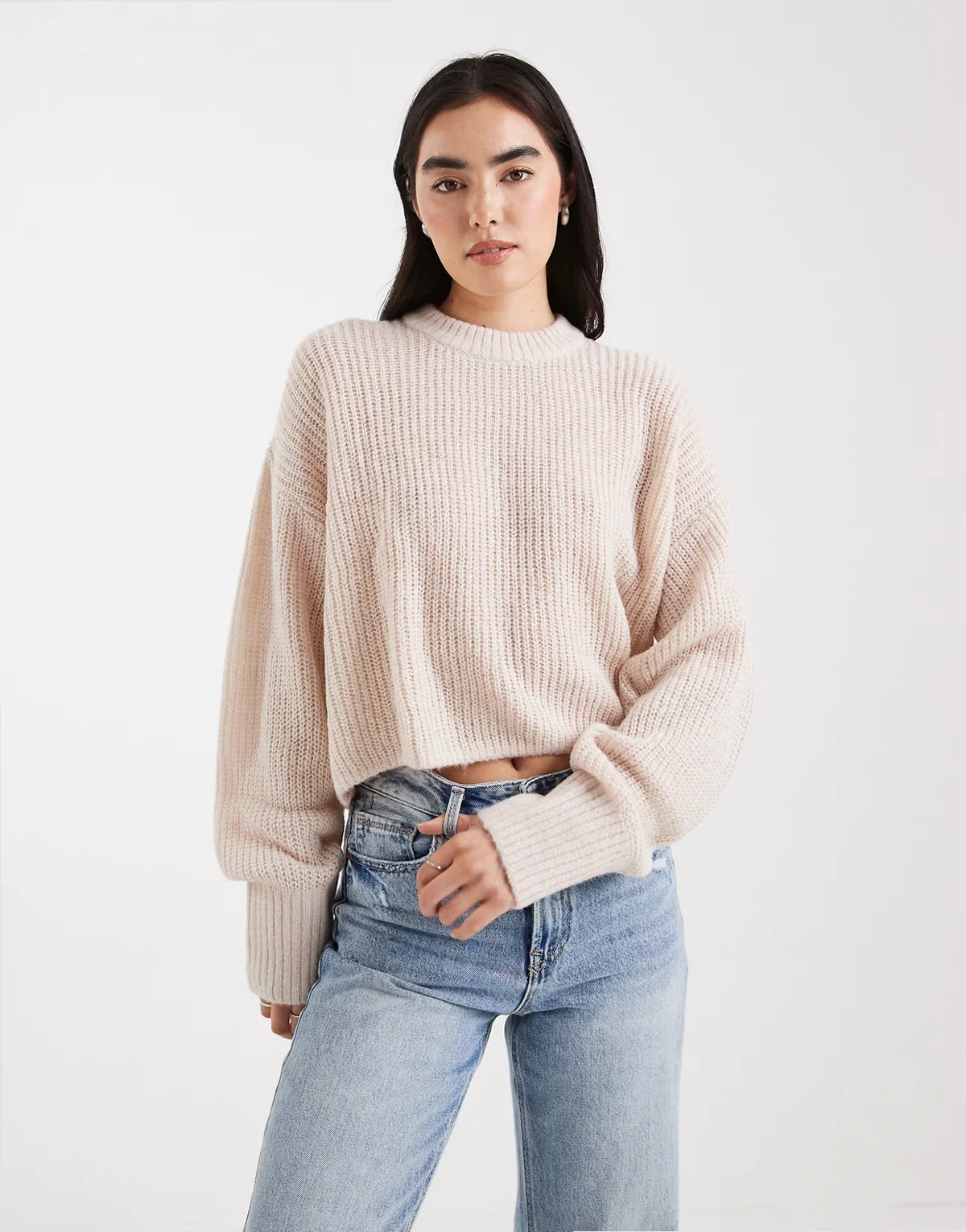 – Lockerer Strickpullover in Hellbeige