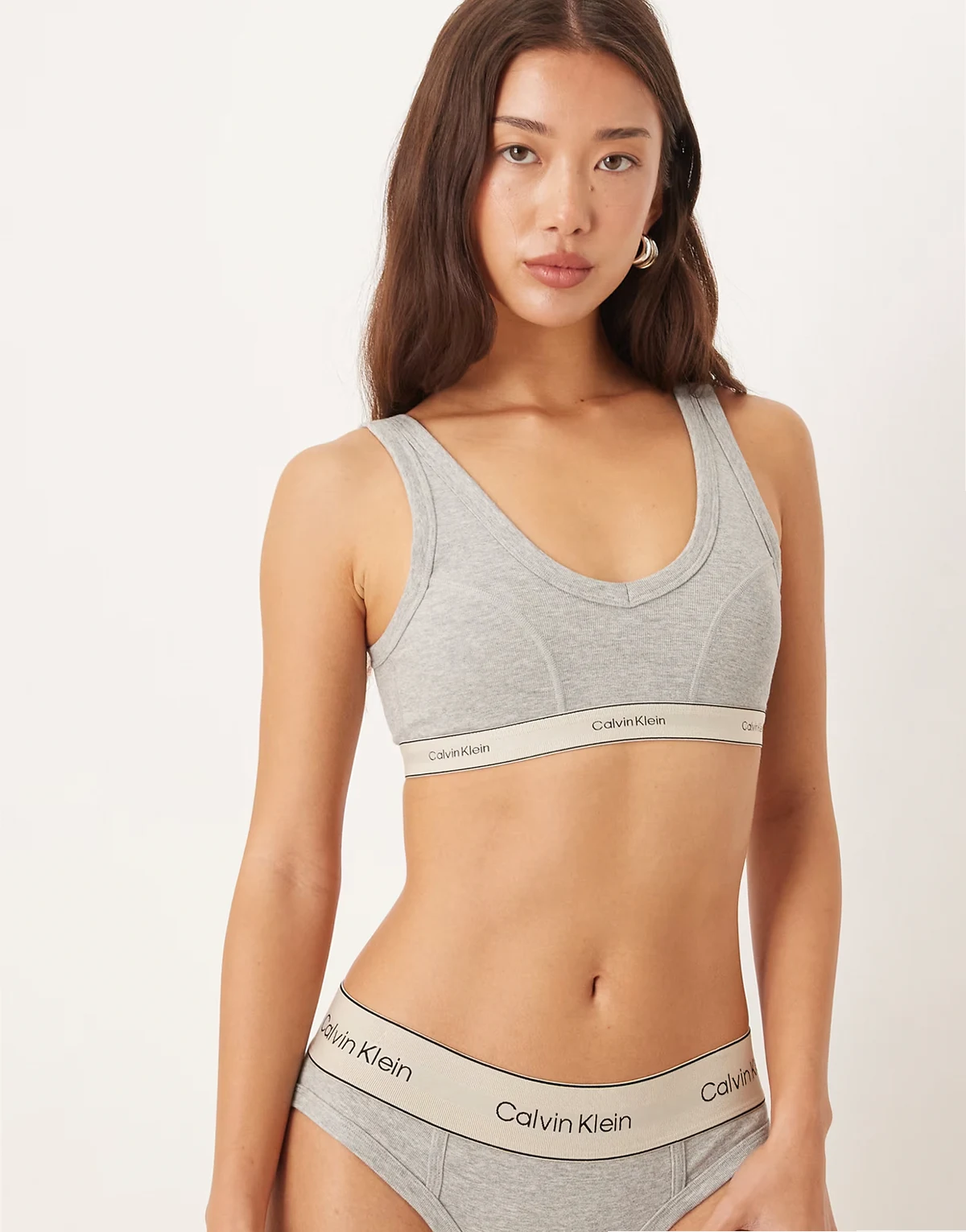 – Heritage – Lekko wyściełany bawełniany biustonosz z trójkątnymi miseczkami w kolorze melanżowej szarość