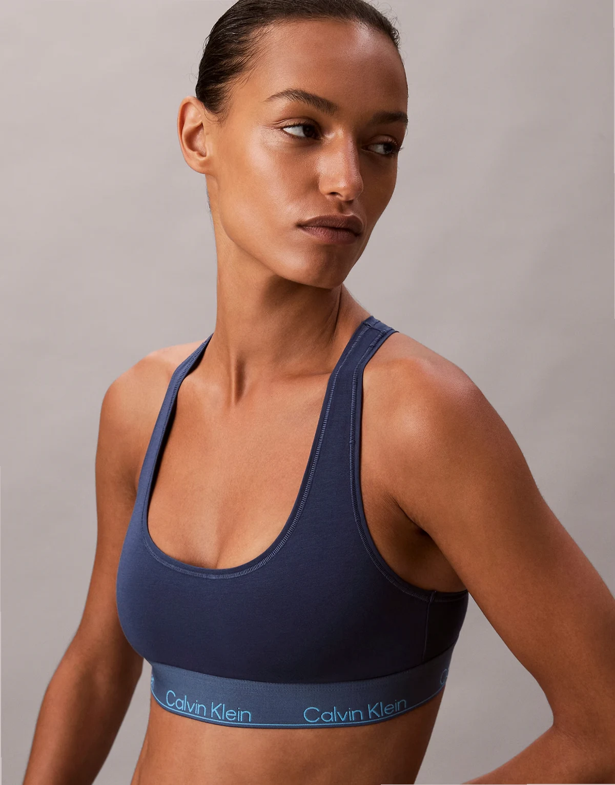 – Icon – Ciemnoniebieska braletka z mieszanki bawełny i modalu