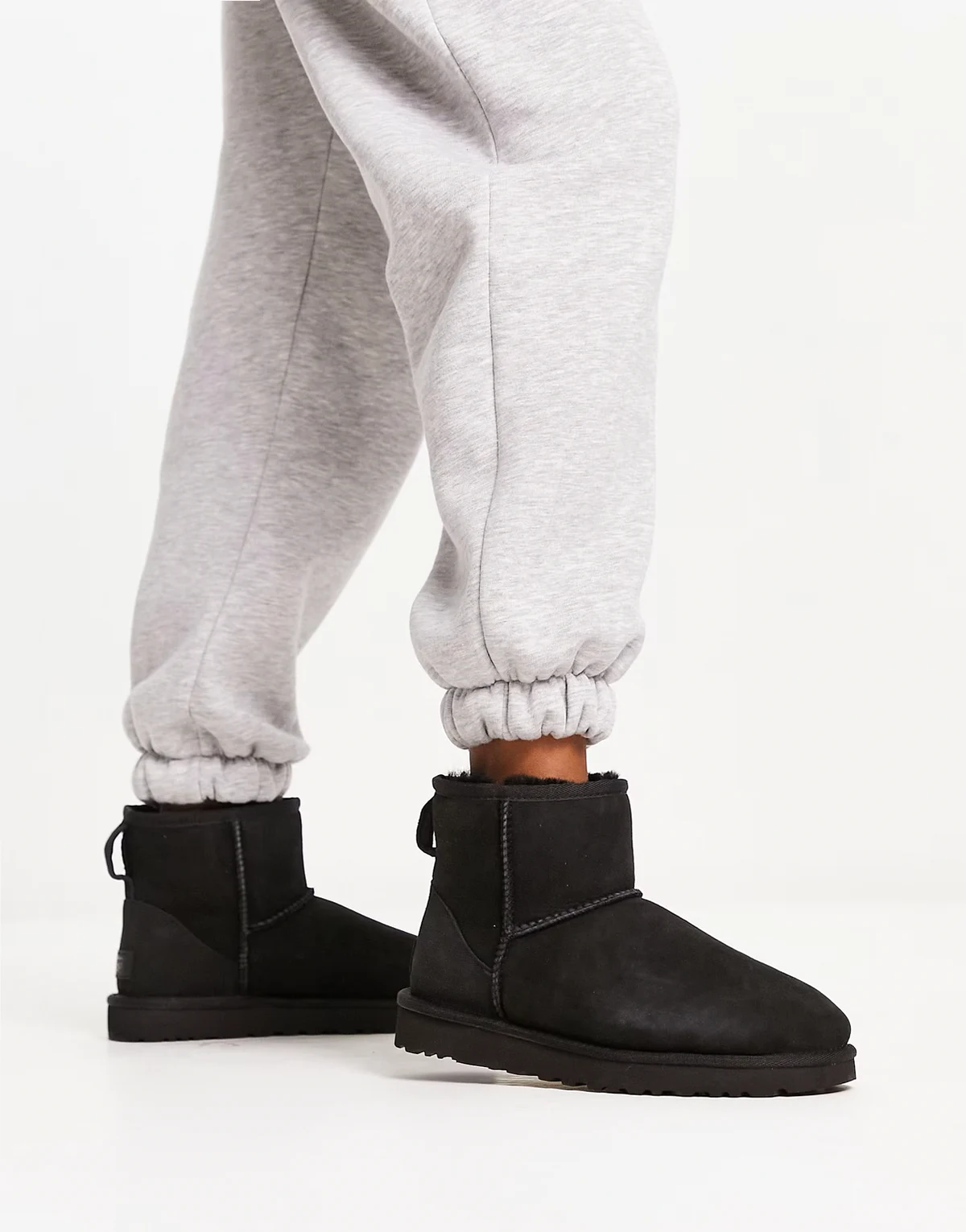 Classic Mini II boots in black