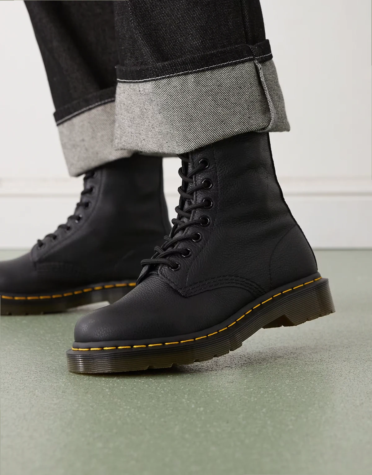 1460 Pascal virginia leather lace up boots