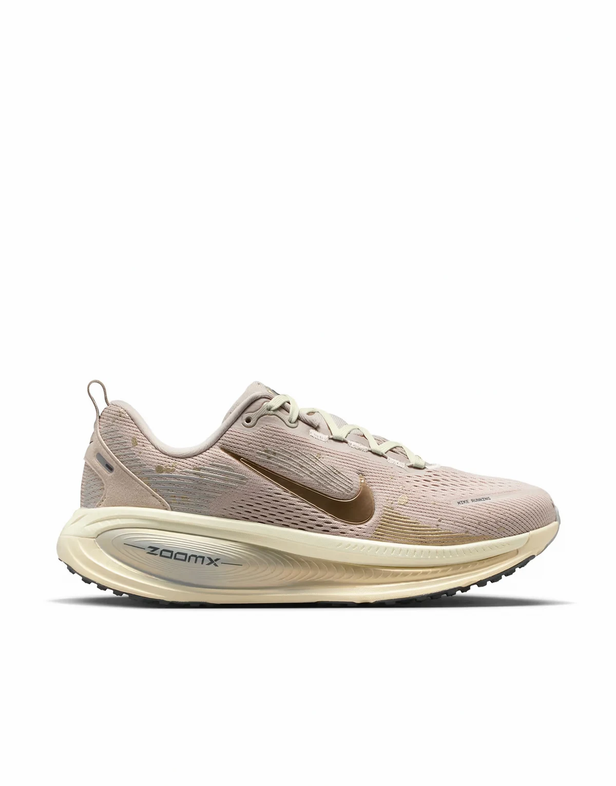 Vomero 18 SE sneakers in cream and gold