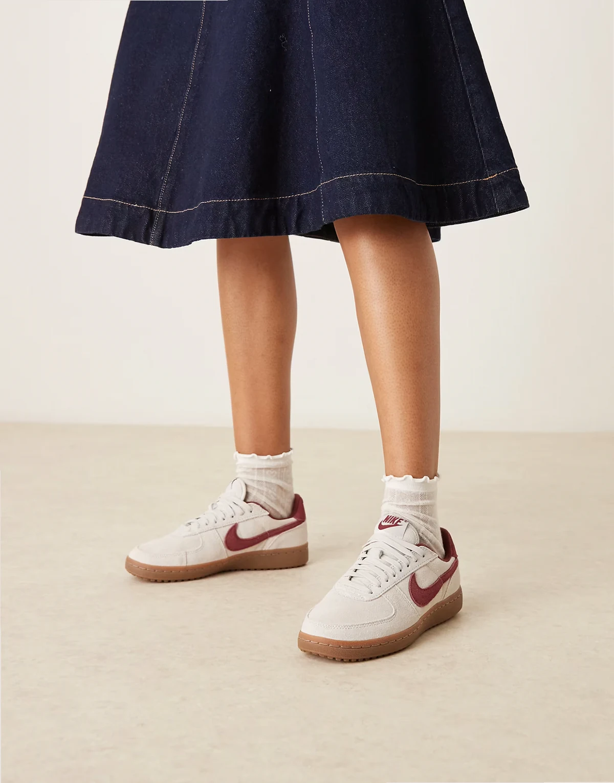 Field General sneakers in white and red